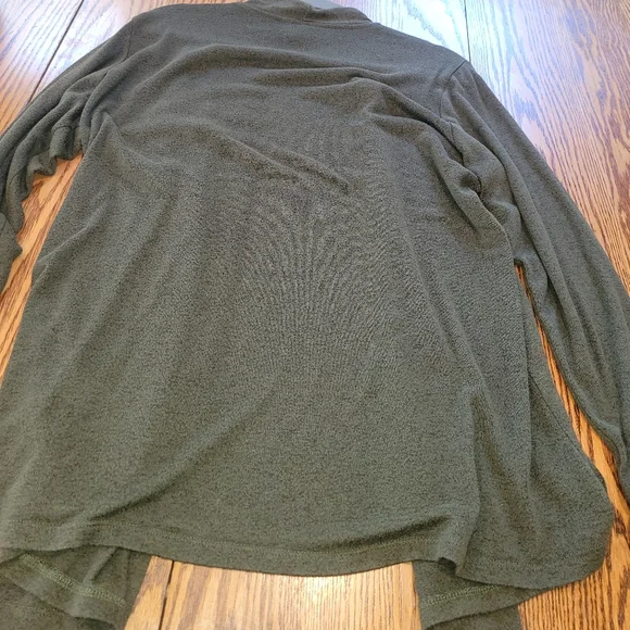(4 For $20) Mix By 41 Hawthorn Olive Cardigan - Picture 4 of 4